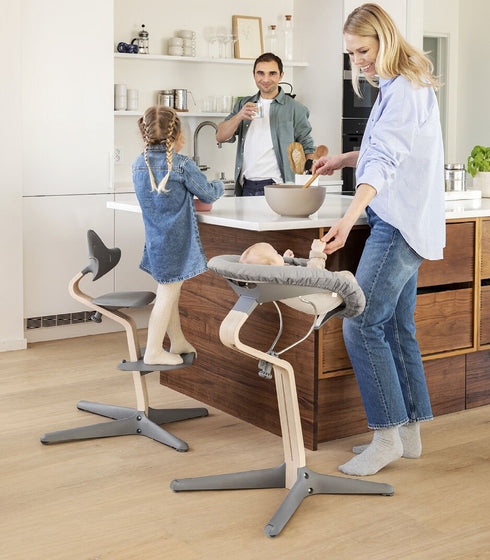 Nomi Syöttötuoli, useita eri värejä, Stokke